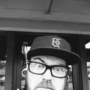 Meet your Posher, Lee